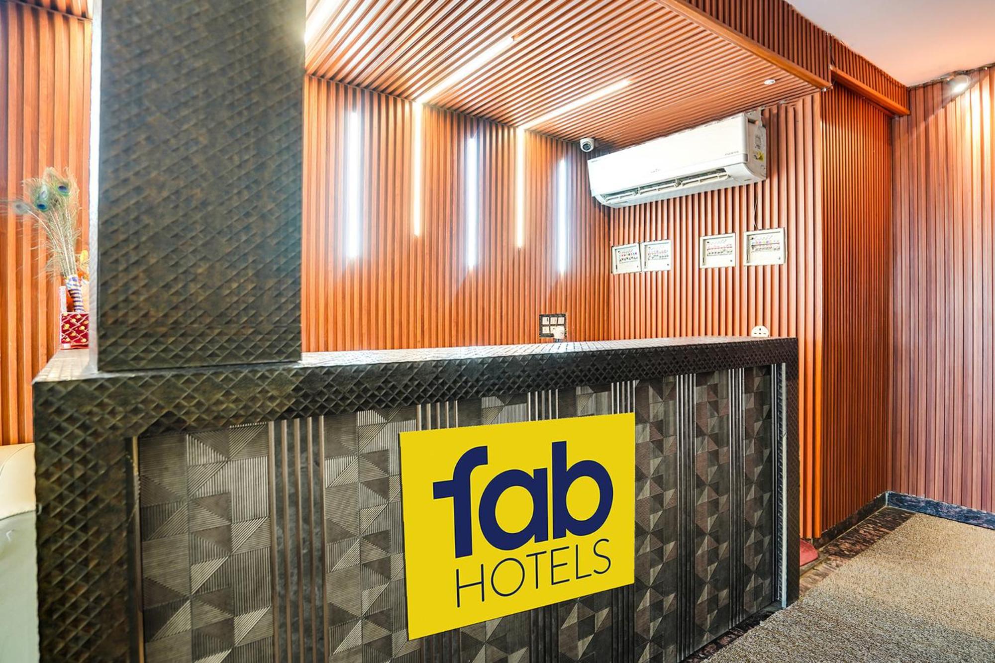 Fabhotel Reena Residency Hotel 3*